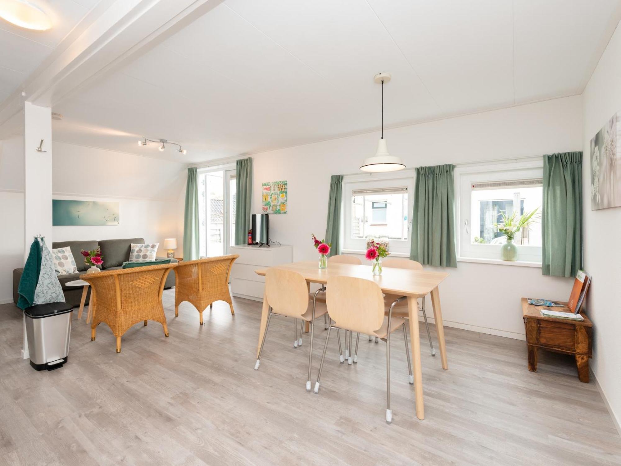 Stunning Apartment In Schoorl North Holland You Can Bike To The Beach Exterior photo